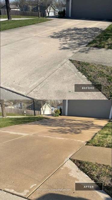 This is a before and after collage of a driveway and part of a sidewalk in Blue Springs, MO that was washed by Royal Blue Power Washing of Kansas City, MO.